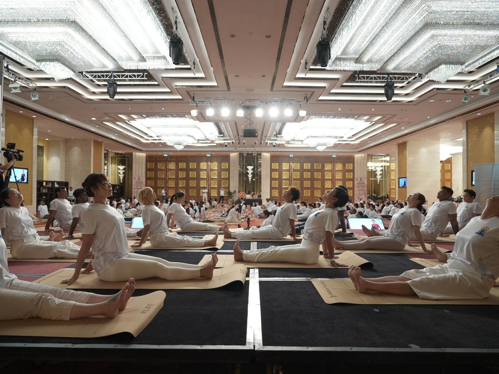 12-HongKong_Gal_img_18June2025