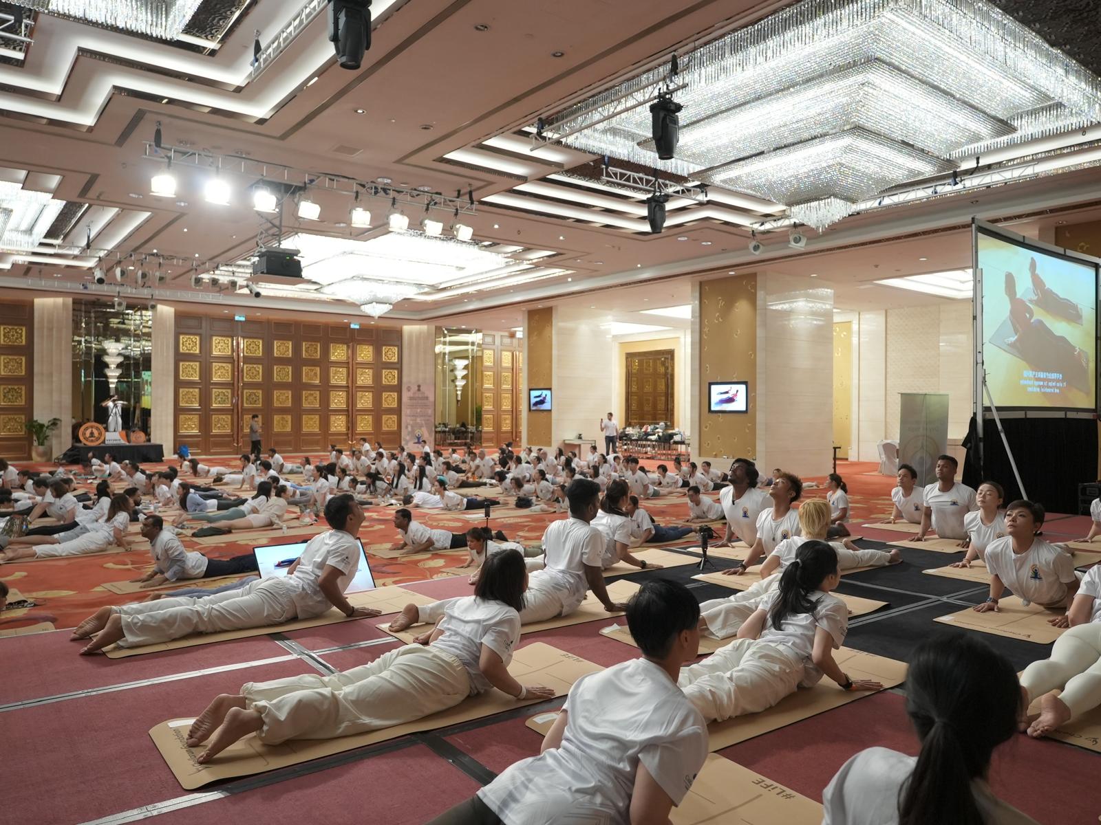 15-HongKong_Gal_img_18June2025