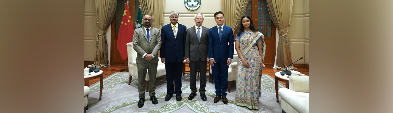 H.E. Shri Pradeep Kumar Rawat, Ambassador of India to the People’s Republic of China, paid a courtesy call on the Hon’ble Sam Hou Fai, Chief Executive of the Macau SAR.